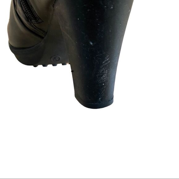 Etienne Aigner Vintage Ankle Boots 3” Heels Black Sz 9 - Picture 7 of 8